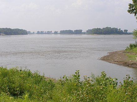 Mississippi River Pool 9
